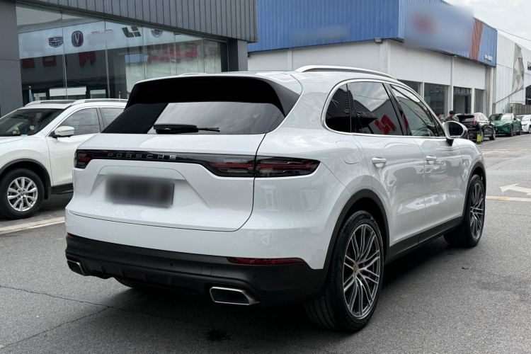 保时捷 2018款 Cayenne 3.0T车身外观6004