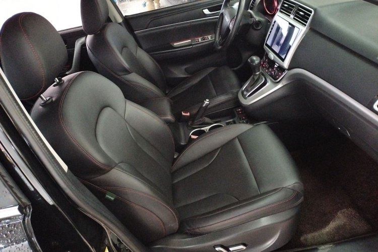 哈弗H6 2015款 运动版 1.5T 自动两驱豪华型局部细节41