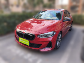 宝马1系 2019款 120i 领先型M运动套装