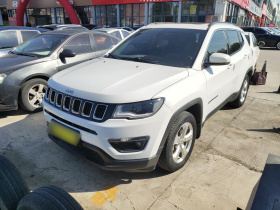 Jeep 指南者 2019款 220T 自动家享版