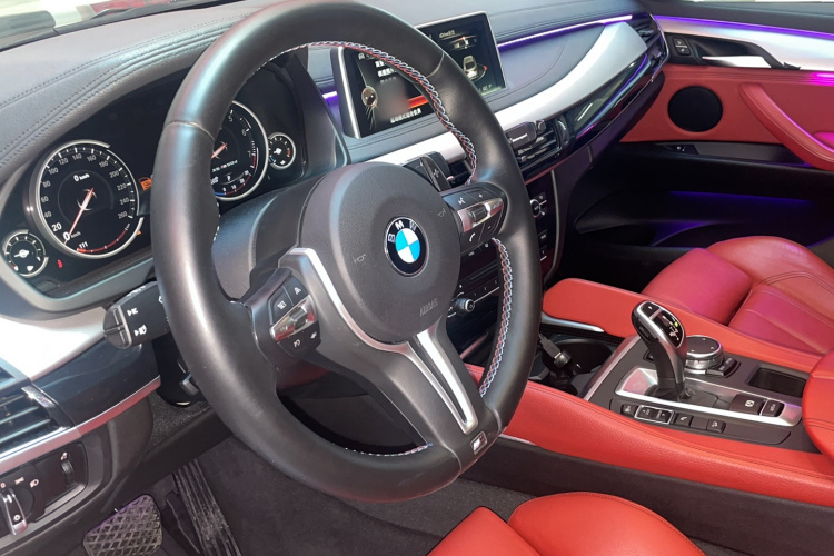 宝马X6（平行进口） 中控内饰7003