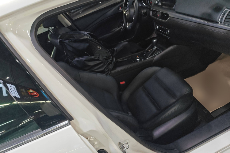 马自达 阿特兹 2017款 2.5L 蓝天运动版局部细节41