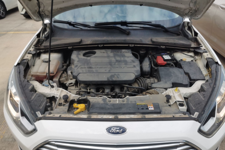 福特 福睿斯 2017款 1.5L 自动舒适型机舱底盘24