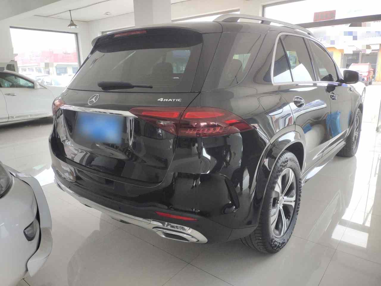 奔驰GLE 2024款 GLE 350 4MATIC 动感型(4)