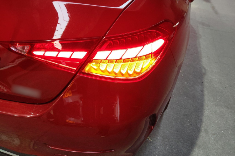 奔驰C级 2023款 改款 C 200 L 运动版车身外观6001