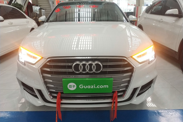 奥迪A3 2020款  Limousine 35 TFSI 运动型 国VI车身外观2