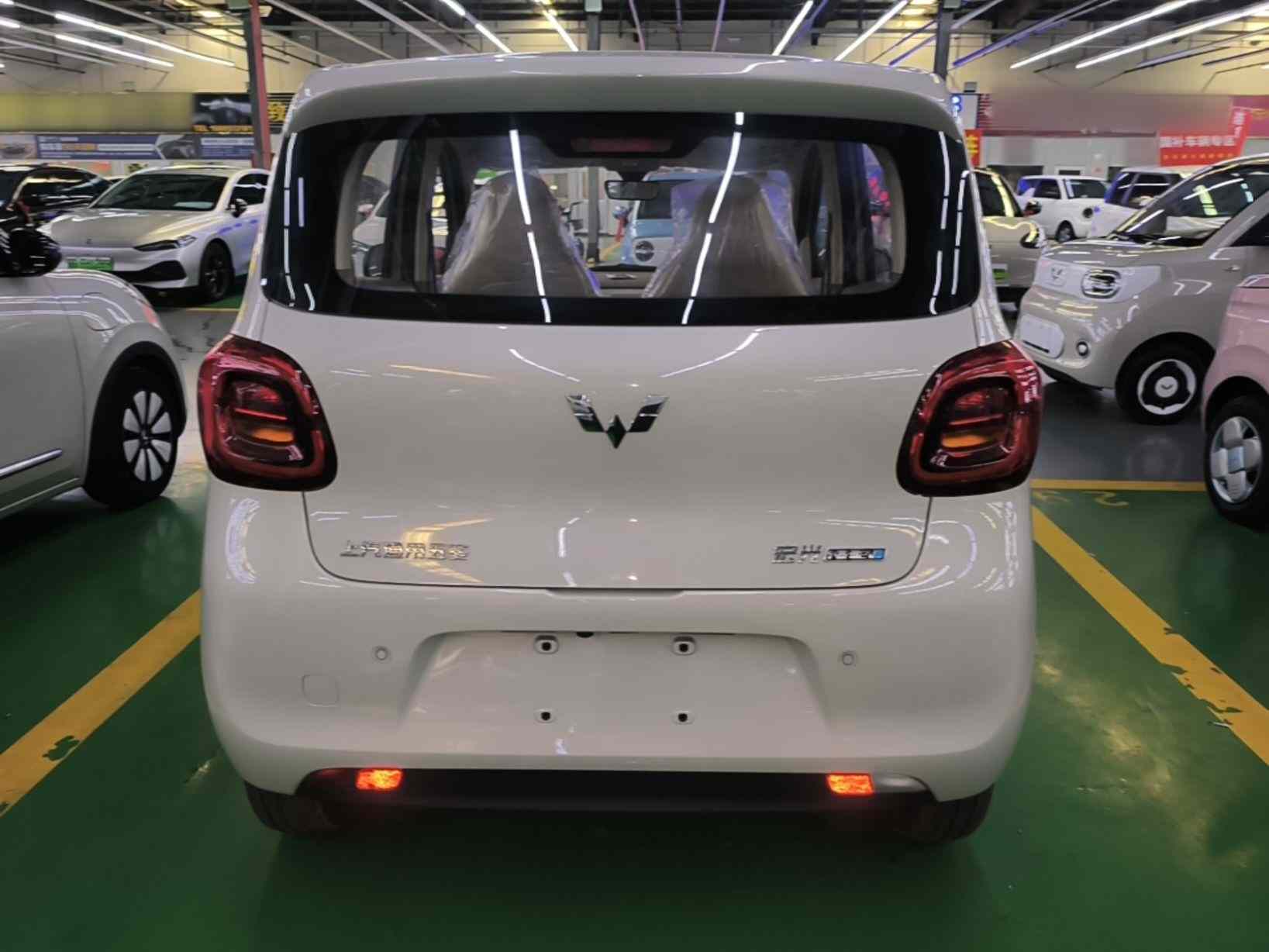 五菱汽车 宏光MINIEV 2025款 第四代 四门版 进阶款(4)