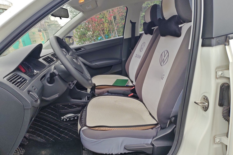 大众 桑塔纳 2019款 1.5L 手动风尚版 国VI局部细节19