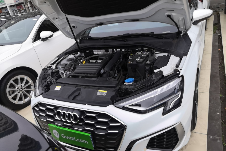 奥迪A3 2022款 Sportback 35 TFSI 时尚运动型机舱底盘24