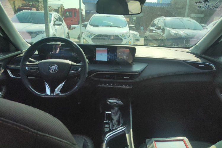 别克 威朗 2023款 Pro 乐享版中控内饰7002