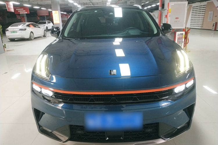 领克06 2020款 1.5T 耀Halo车身外观2