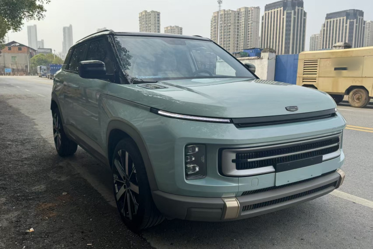 吉利汽车 吉利icon 2023款 1.5TD 巧克力醇巧版车身外观6001