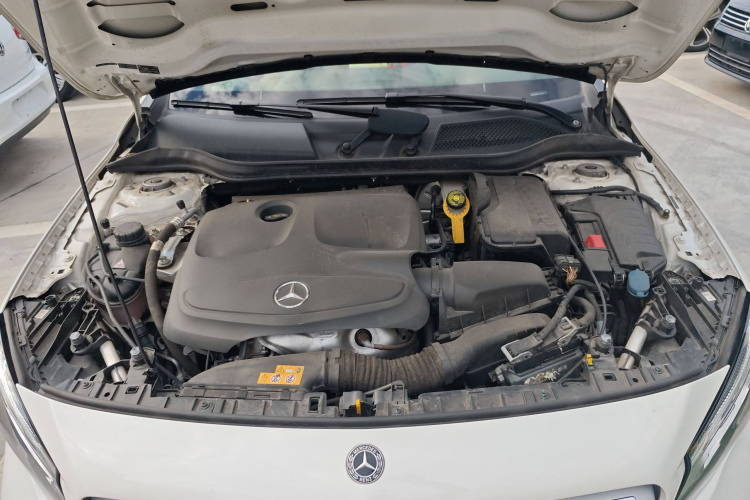 奔驰GLA 2017款 GLA 200 时尚型局部细节24