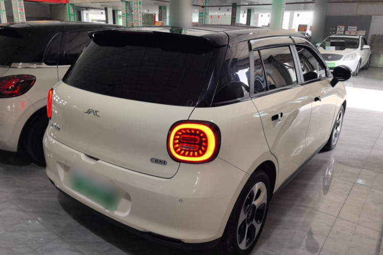 江淮钇为 钇为3 2023款 505km Air车身外观7