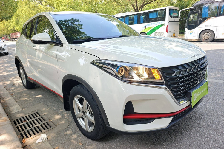 东风风光 风光500 2022款 1.5L CVT悦享型车身外观3
