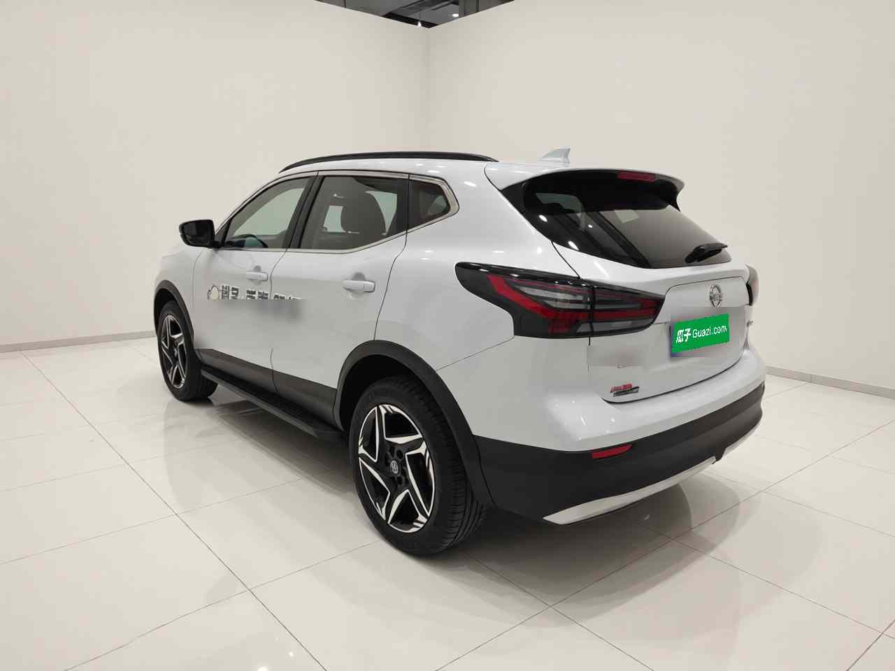 日产 逍客 2025款 荣誉 2.0L CVT XV+领先版(3)