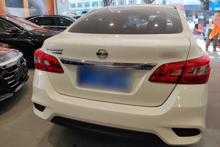 日产 轩逸 2022款 经典 1.6XE CVT舒适版车身外观6004