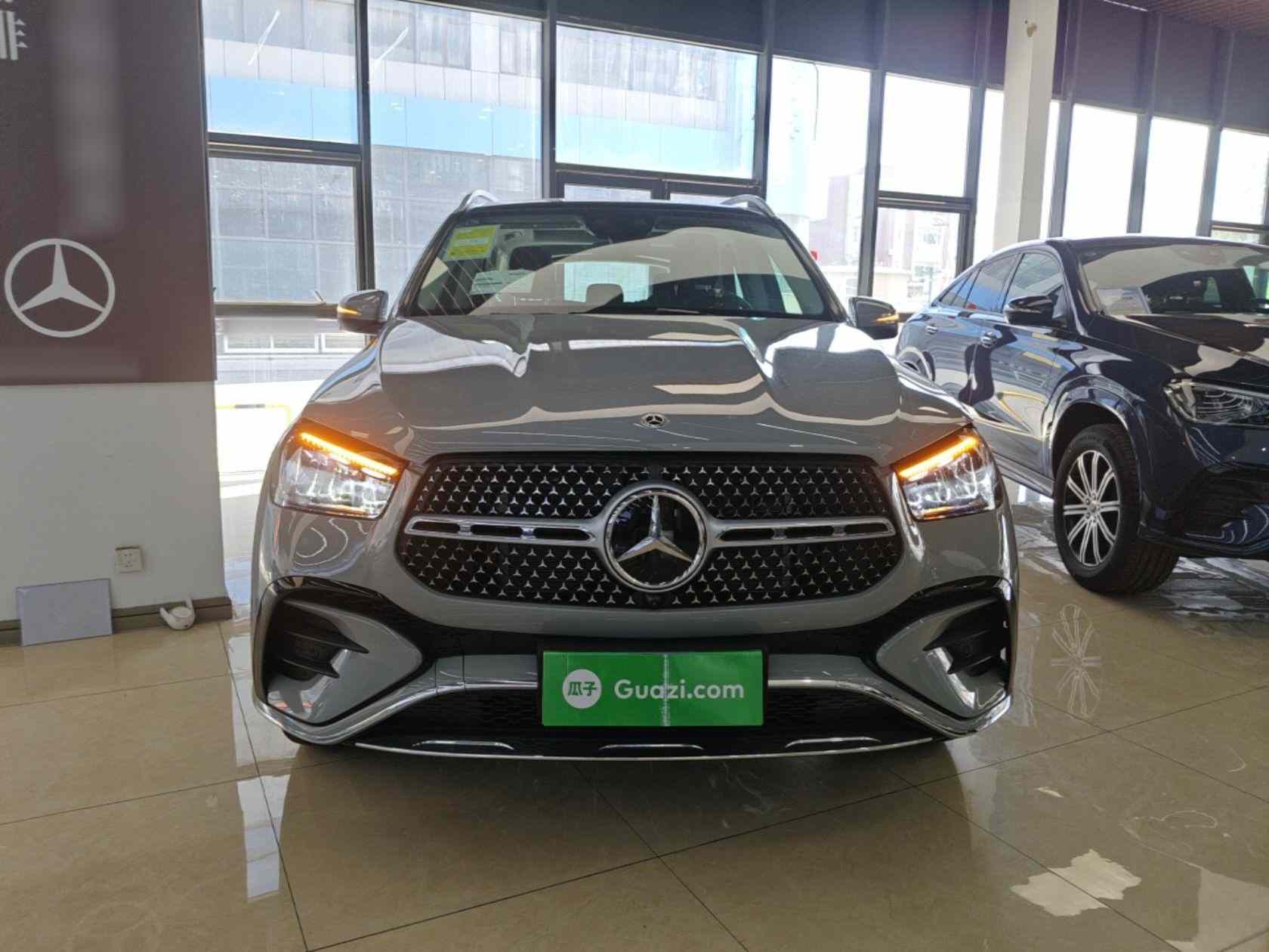 奔驰GLE 2024款 改款 GLE 350 4MATIC 时尚型(1)