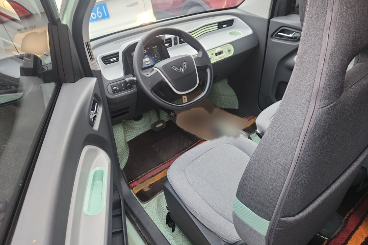 五菱汽车 宏光MINIEV 2021款 马卡龙时尚款 磷酸铁锂中控内饰7003