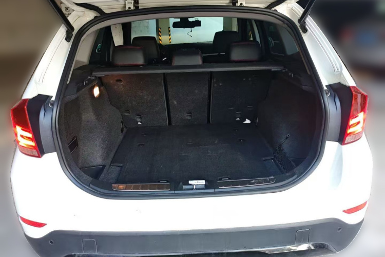 宝马X1 2014款 xDrive20i 运动设计套装局部细节23