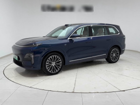 深蓝汽车 深蓝S09 2025款 后驱Ultra+超长续航版