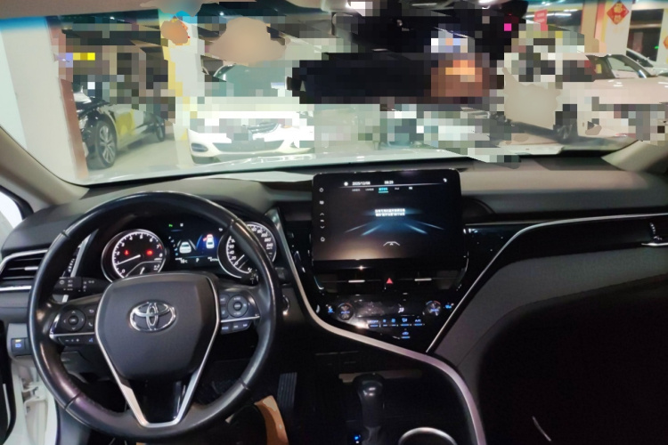 丰田 凯美瑞 2021款 2.0G 豪华版中控内饰7002