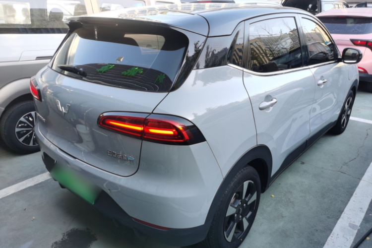 五菱汽车 五菱缤果PLUS 2024款 510km 旗舰版 四座版车身外观7