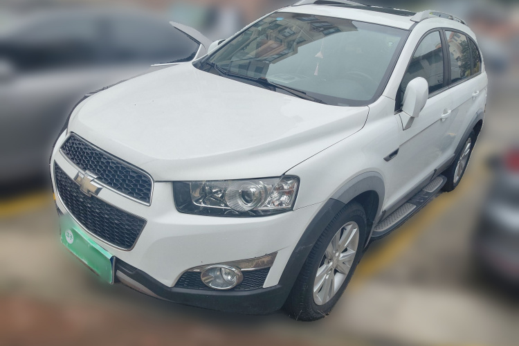 雪佛兰 科帕奇 2014款 2.4L 四驱旗舰版 7座车身外观1