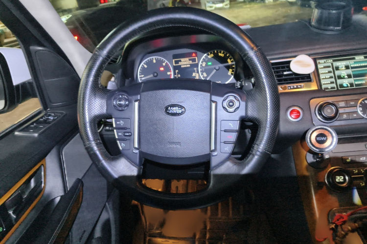 路虎 揽胜运动版 2013款 3.0 TDV6 柴油版局部细节13