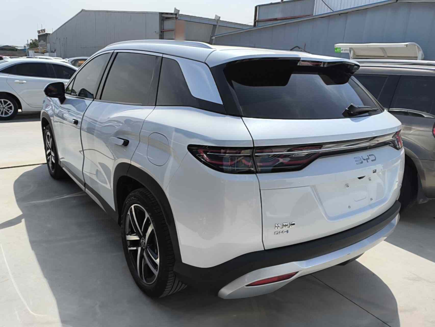 比亚迪 宋L DM-i 2024款 112km 超越型(3)