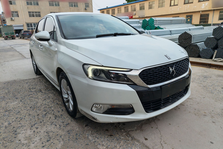 DS 5LS 2014款 1.8L 自动舒适版VTi140车身外观6004