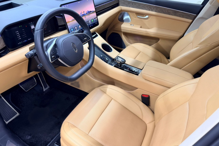 鸿蒙智行 问界M5 2022款 增程四驱旗舰版局部细节19