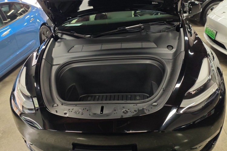 特斯拉 Model Y 2021款 长续航全轮驱动版局部细节24