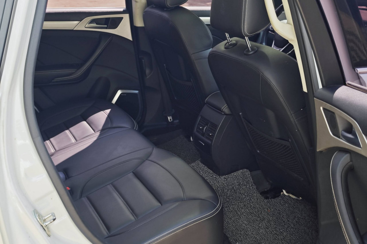 哈弗H7 2018款 蓝标H7 2.0T 自动悦享型中控内饰7003