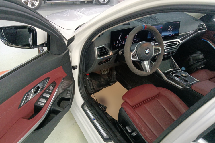 宝马3系 2023款 325Li xDrive M运动套装中控内饰20