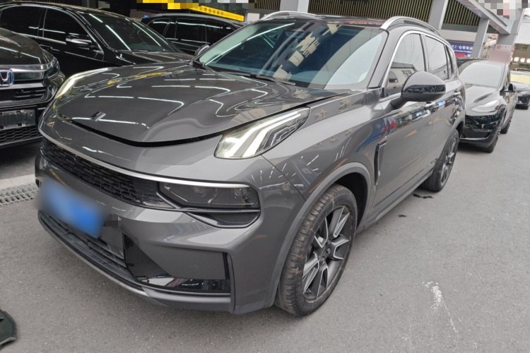 领克01 2023款 2.0TD 两驱型Pro车身外观1