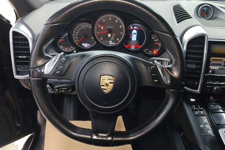 保时捷Cayenne（平行进口）局部细节13