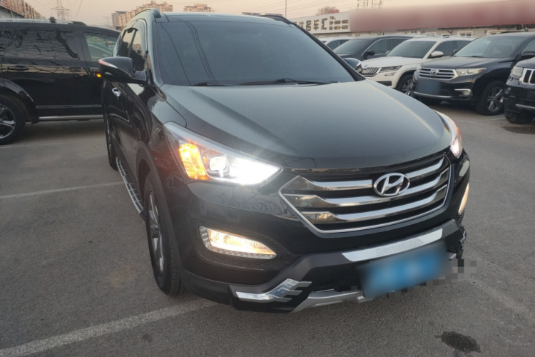 现代 胜达 2015款 2.0T 自动四驱智能型 5座车身外观3