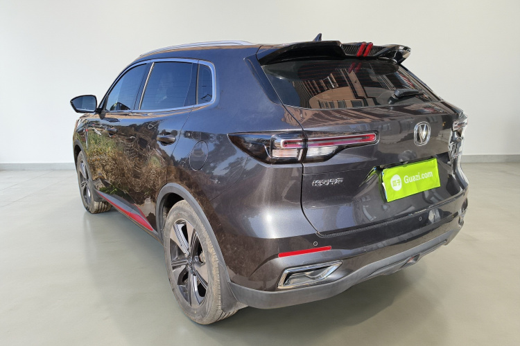 长安CS55PLUS 2022款 第二代 1.5T DCT尊贵型车身外观5