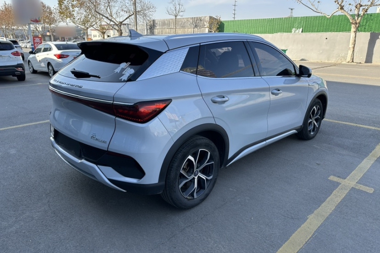 比亚迪 元PLUS 2022款 430KM 尊贵型车身外观6006