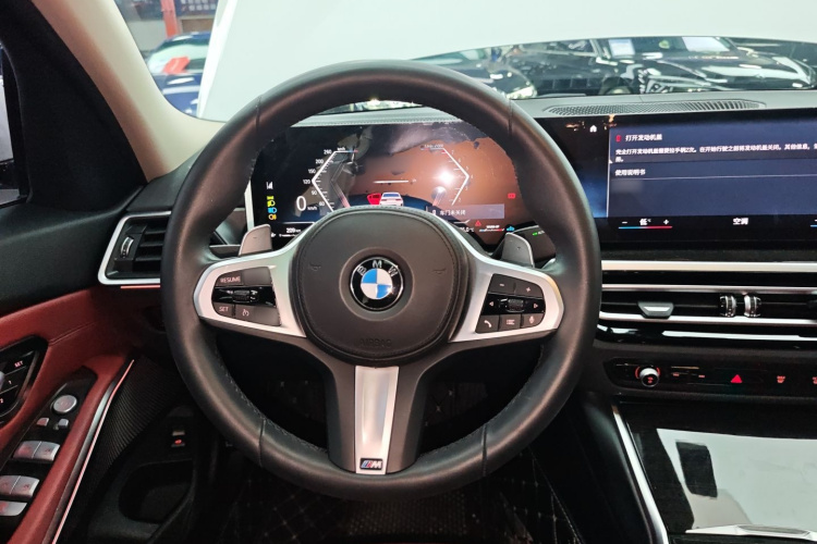 宝马3系 2023款 325Li M运动套装中控内饰13