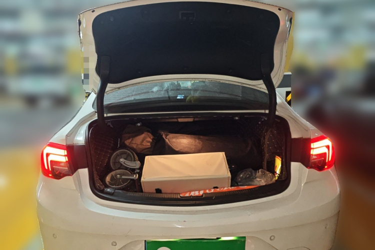 别克 君威 2019款 20T 精英型 国V局部细节23