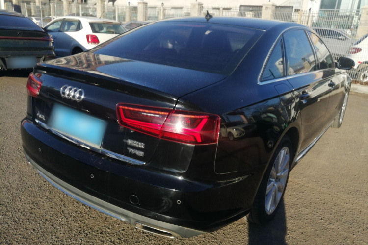 奥迪A6L 2018款 30周年年型 TFSI 进取型车身外观7