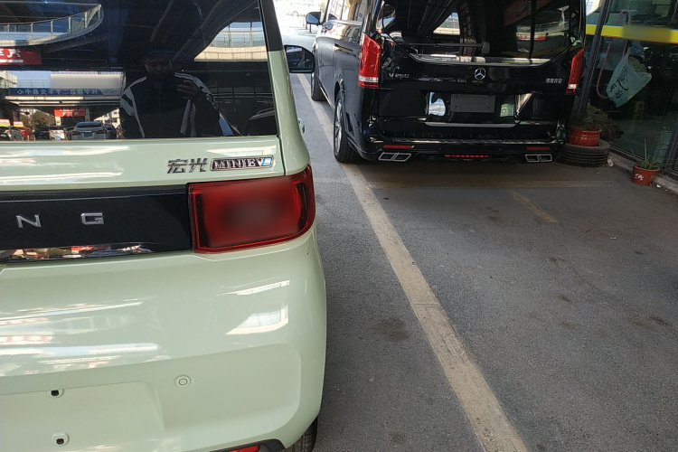 五菱汽车 宏光MINIEV 2022款 轻松款 三元锂车身外观9