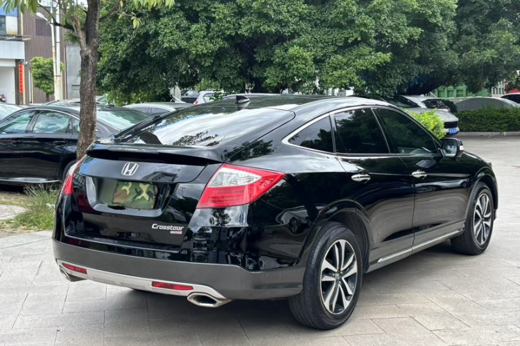 本田 歌诗图 2016款 2.4L 豪华版车身外观6006