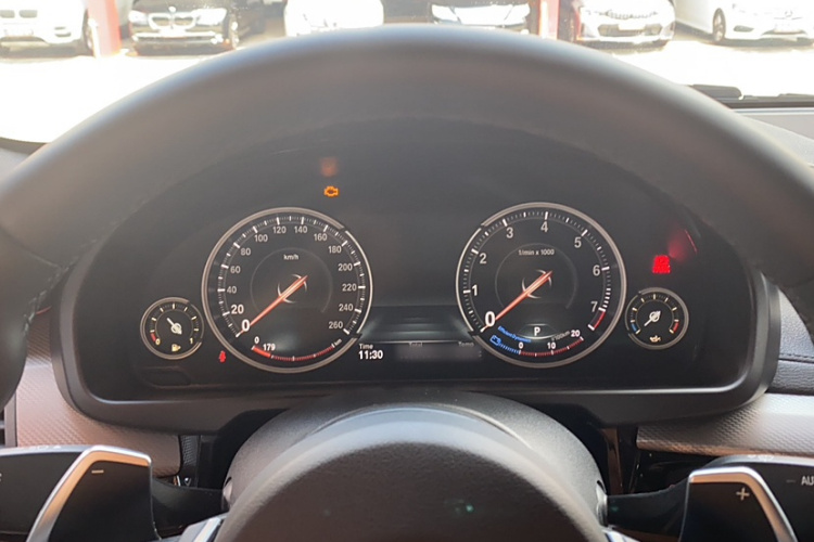 宝马X6 2015款 xDrive35i 领先型局部细节14