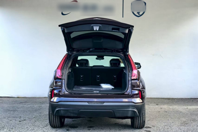 凯迪拉克XT4 2024款 改款 25T 两驱都会型中控内饰7006