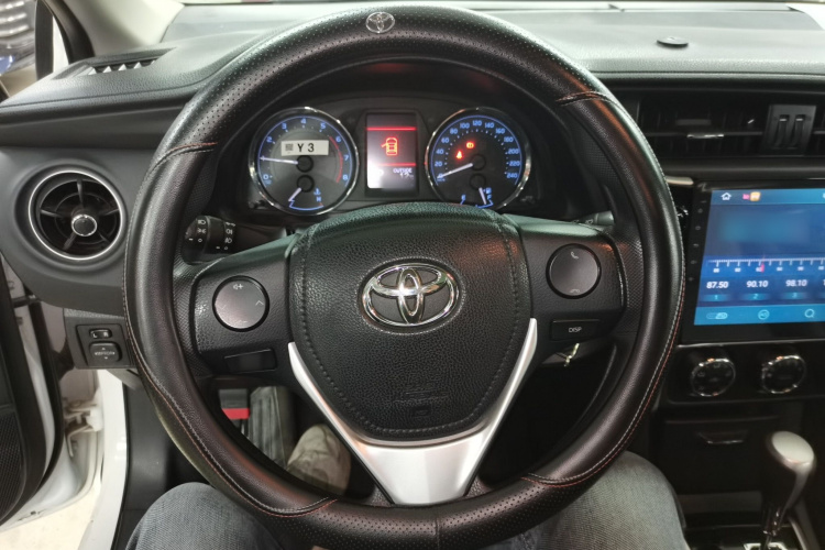 丰田 卡罗拉 2017款 改款 1.2T S-CVT GL-i局部细节13