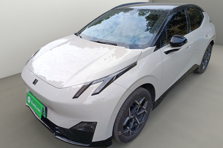 领克Z20 2025款 530km 后驱Pro车身外观1