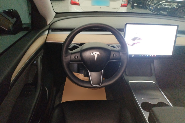 特斯拉 Model Y 2021款 长续航全轮驱动版 3D7中控内饰13